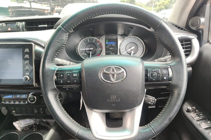 REVO 4WD 2021 2.8 HIGHT AT DOUBLE CAB BLACK  2077 full