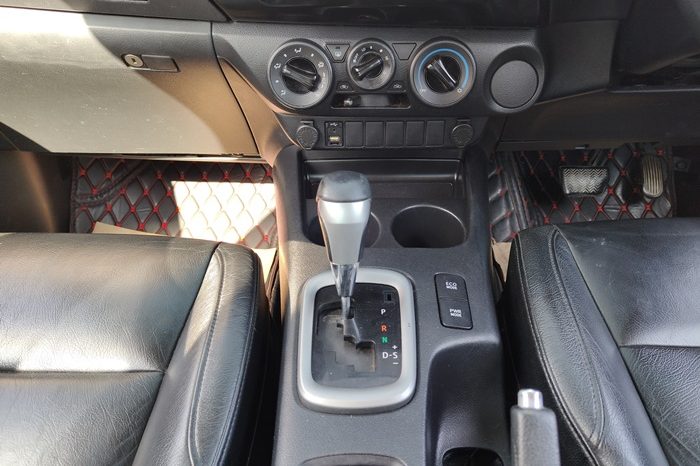 REVO PRE 2018 2.4E AT SMART CAB SILVER  7730 full