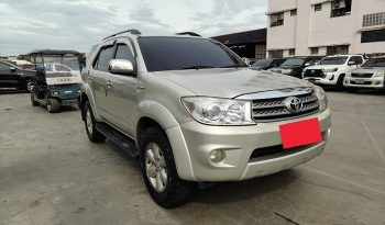 TOYOTA 2WD 2010 2.7V AT FORTUNER SILVER  1303 full