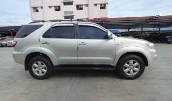 TOYOTA 2WD 2010 2.7V AT FORTUNER SILVER  1303 full