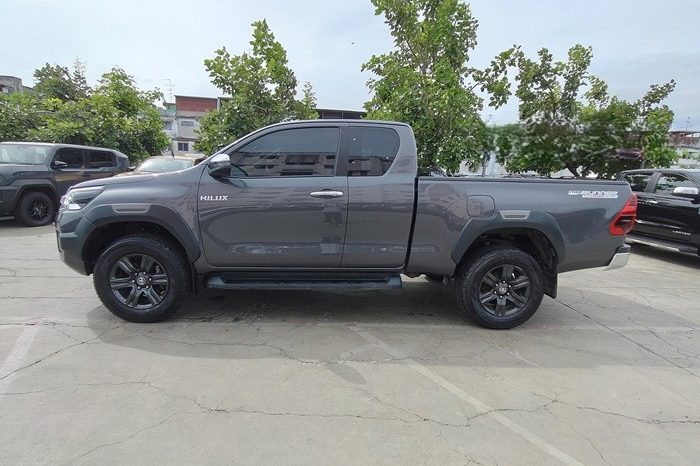 REVO PRE 2024 2.4 ENTRY AT SMART CAB DARK GREY  14 full