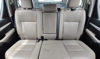 REVO PRE 2017 2.4G AT DOUBLE CAB SILVER  7184 full