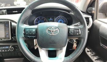 REVO PRE 2017 2.4G AT DOUBLE CAB SILVER  7184 full