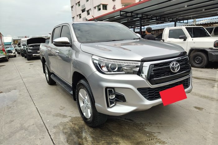 REVO 4WD 2020 2.4E MT DOUBLE CAB SILVER  3956 full