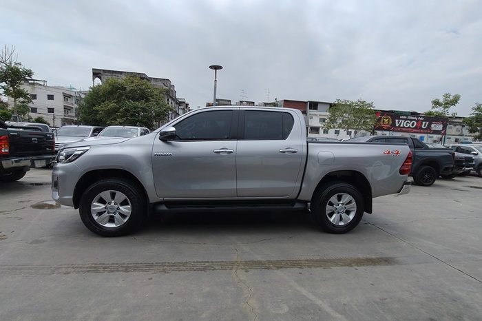 REVO 4WD 2020 2.4E MT DOUBLE CAB SILVER  3956 full