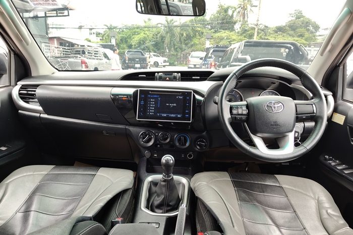 REVO 4WD 2020 2.4E MT DOUBLE CAB SILVER  3956 full