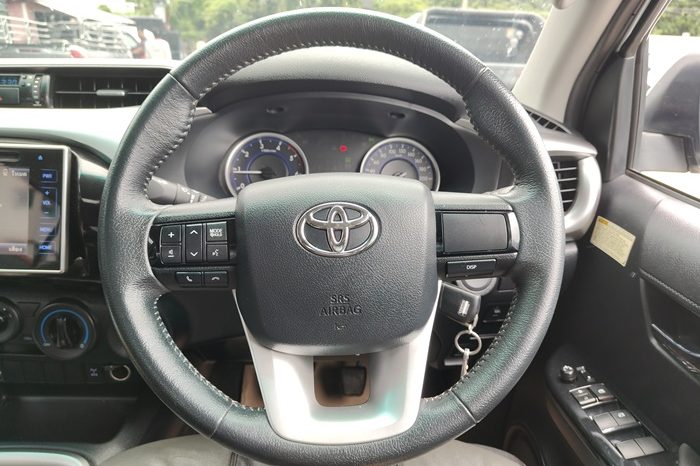 REVO 4WD 2020 2.4E MT DOUBLE CAB SILVER  3956 full
