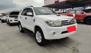 TOYOTA 4WD 2011 3.0V AT FORTUNER WHITE  712 full