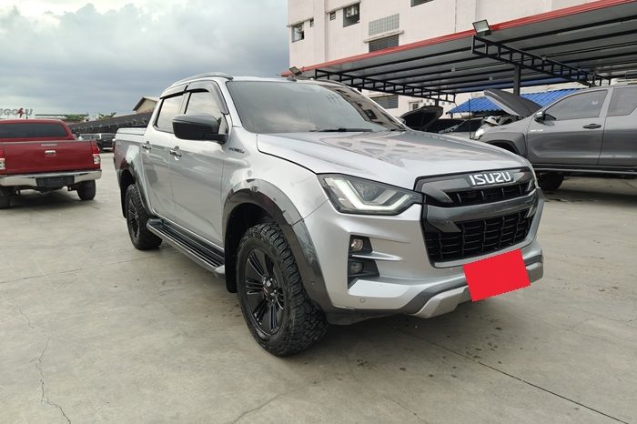 ISUZU 4WD 2020 3.0 AT DOUBLE CAB SILVER  6674 full