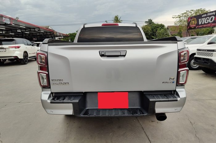 ISUZU 4WD 2020 3.0 AT DOUBLE CAB SILVER  6674 full