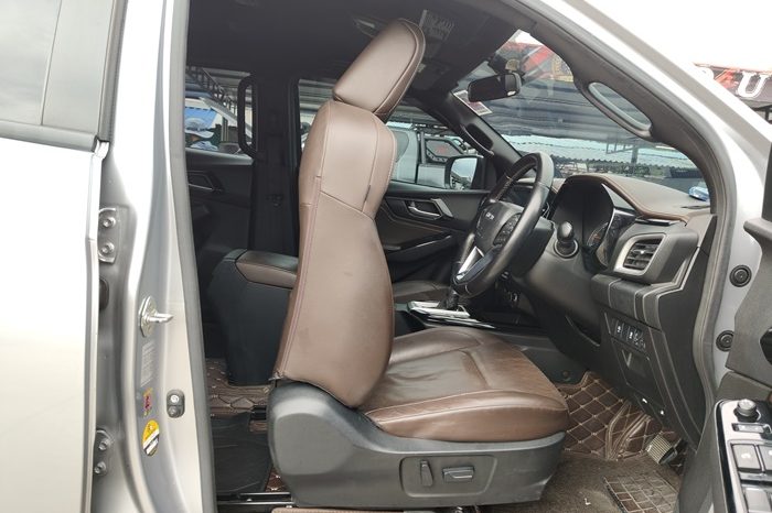 ISUZU 4WD 2020 3.0 AT DOUBLE CAB SILVER  6674 full