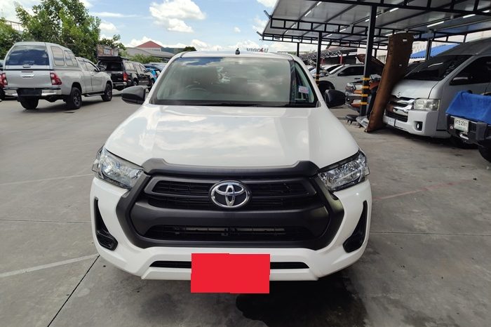 REVO 2WD 2020 2.4 MID AT DOUBLE CAB WHITE  9123 full
