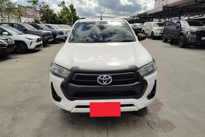 REVO 2WD 2021 2.4 ENTRY MT STANDARD WHITE  3258 full