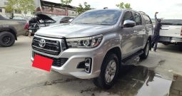 REVO PRE 2018 2.4G MT DOUBLE CAB SILVER  8684