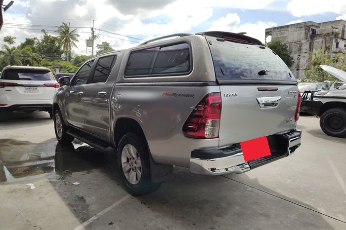 REVO PRE 2018 2.4G MT DOUBLE CAB SILVER  8684 full