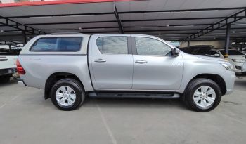 REVO PRE 2018 2.4G MT DOUBLE CAB SILVER  8684 full