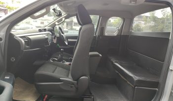 REVO 4WD 2021 2.4 MID MT SMART CAB SILVER  461 full