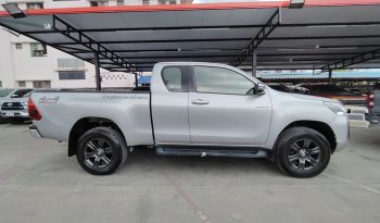 REVO 4WD 2021 2.4 MID MT SMART CAB SILVER  461 full