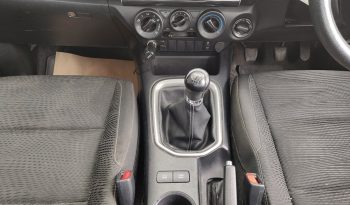 REVO 4WD 2021 2.4 MID MT SMART CAB SILVER  461 full