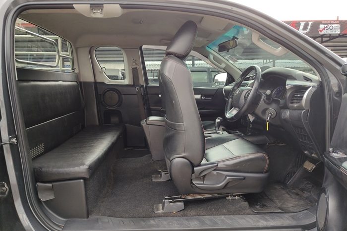REVO PRE 2018 2.4 ENTRY AT SMART CAB DARK GREY  554 full