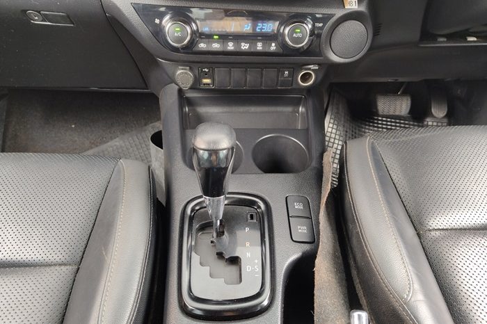 ROCCO PRE 2021 2.4 HIGHT AT DOUBLE CAB BRONZE  1490 full