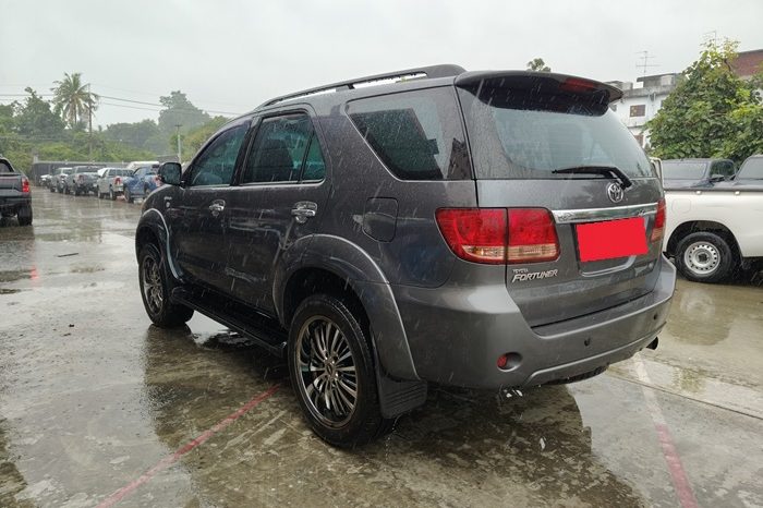 TOYOTA 4WD 2006 3.0V AT FORTUNER DARK GREY  4310 full