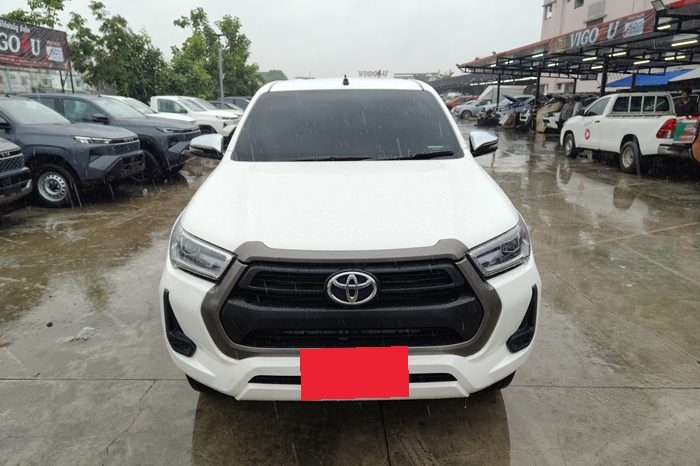 REVO PRE 2021 2.4 ENTRY AT DOUBLE CAB WHITE  1779 full