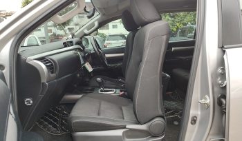 REVO PRE 2022 2.4 ENTRY AT DOUBLE CAB SILVER  8374 full