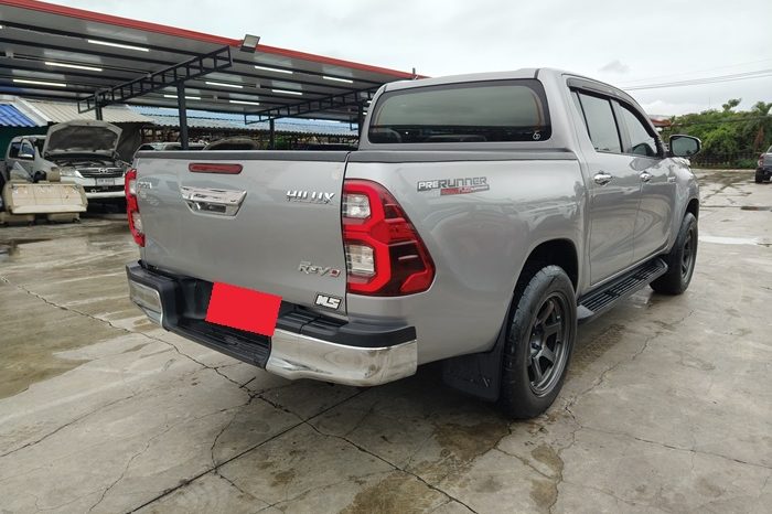 REVO PRE 2022 2.4 ENTRY AT DOUBLE CAB SILVER  8374 full