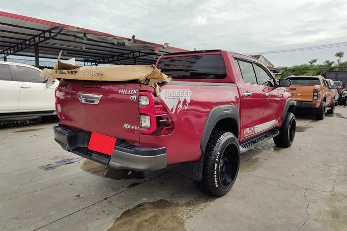 REVO PRE 2018 2.4G AT DOUBLE CAB RED  3930 full