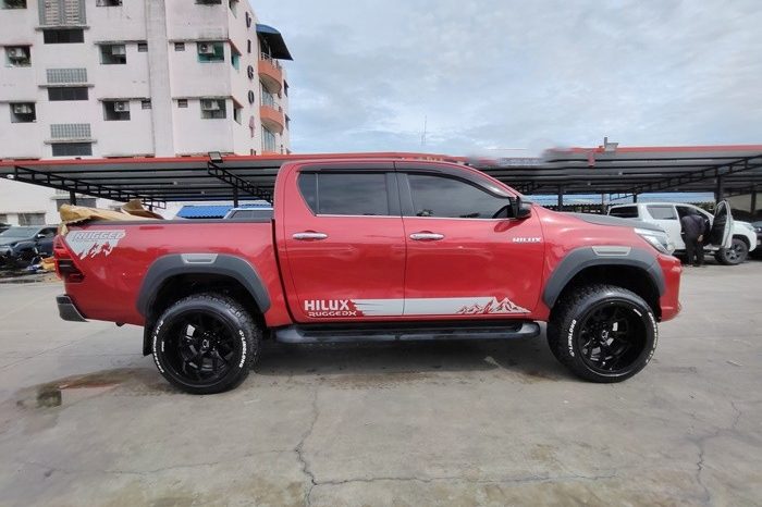 REVO PRE 2018 2.4G AT DOUBLE CAB RED  3930 full