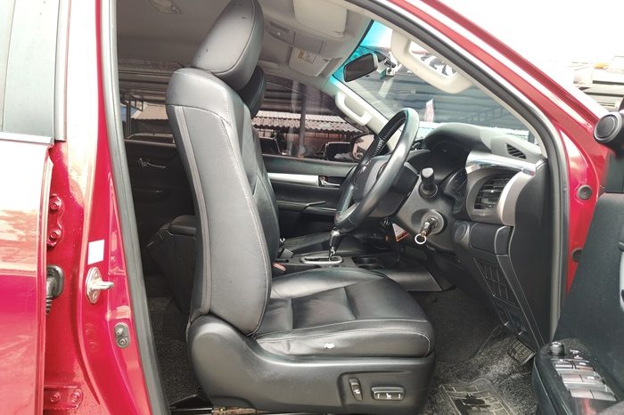 REVO PRE 2018 2.4G AT DOUBLE CAB RED  3930 full