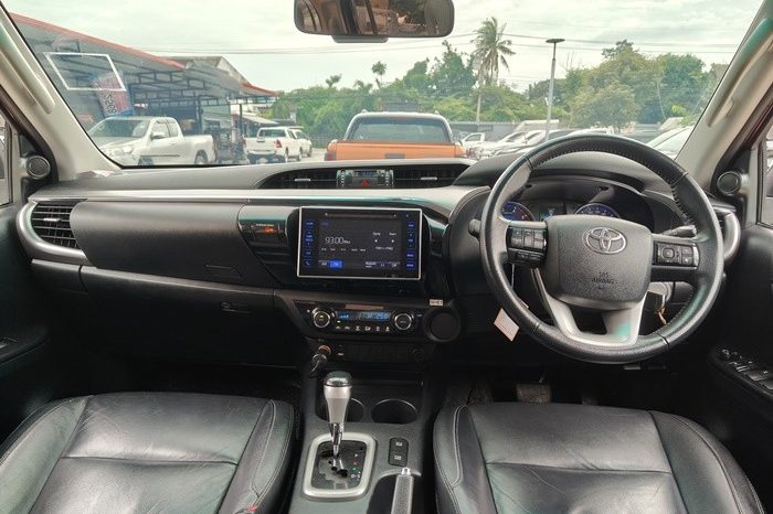 REVO PRE 2018 2.4G AT DOUBLE CAB RED  3930 full