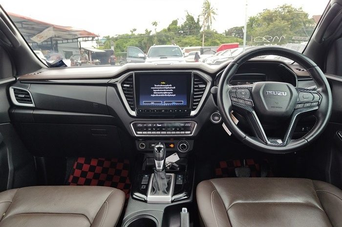 ISUZU 4WD 2020 3.0 AT DOUBLE CAB BLUE  6530 full