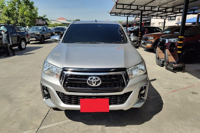 REVO PRE 2019 2.4E AT DOUBLE CAB SILVER  7008 full