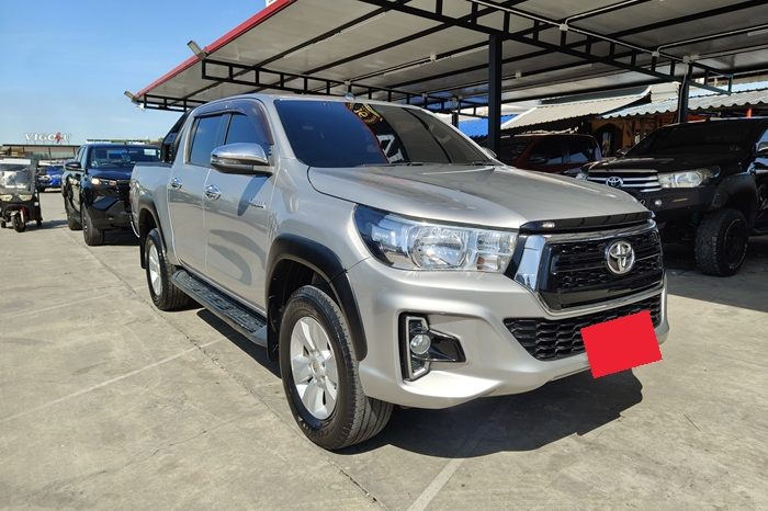 REVO PRE 2019 2.4E AT DOUBLE CAB SILVER  7008 full