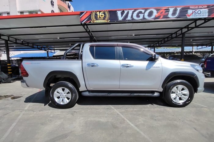 REVO PRE 2019 2.4E AT DOUBLE CAB SILVER  7008 full
