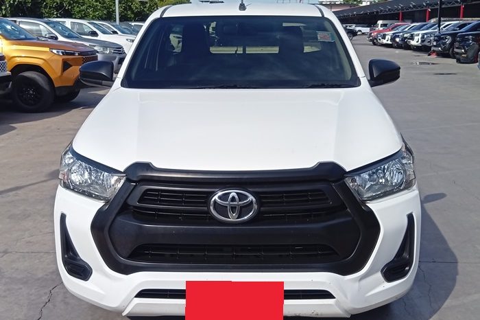 REVO 2WD 2022 2.4 ENTRY MT STANDARD WHITE  1652 full