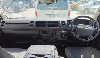 TOYOTA 2WD 2019 2.7 MT COMMUTER WHITE  857 full