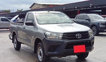 REVO 4WD 2017 2.8J MT STANDARD SILVER  9965 full