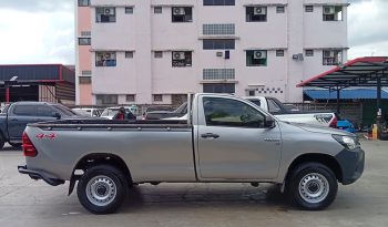 REVO 4WD 2017 2.8J MT STANDARD SILVER  9965 full