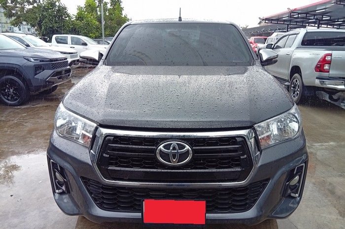 REVO PRE 2017 2.4E AT DOUBLE CAB DARK GREY  6709 full