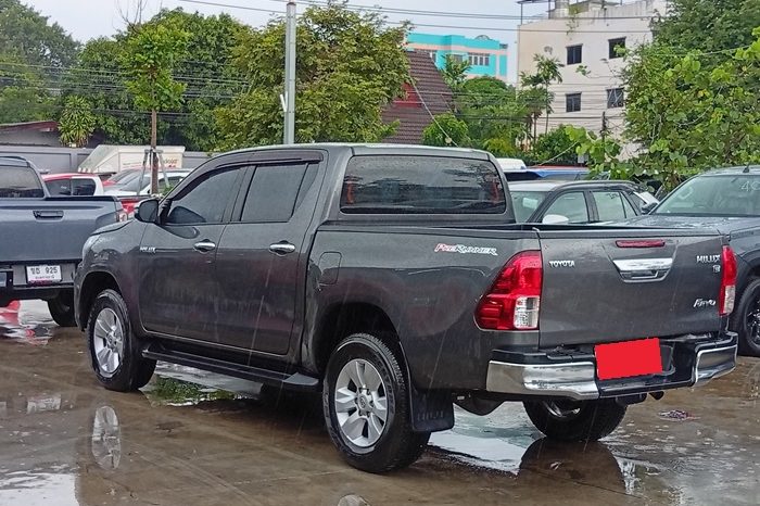 REVO PRE 2017 2.4E AT DOUBLE CAB DARK GREY  6709 full