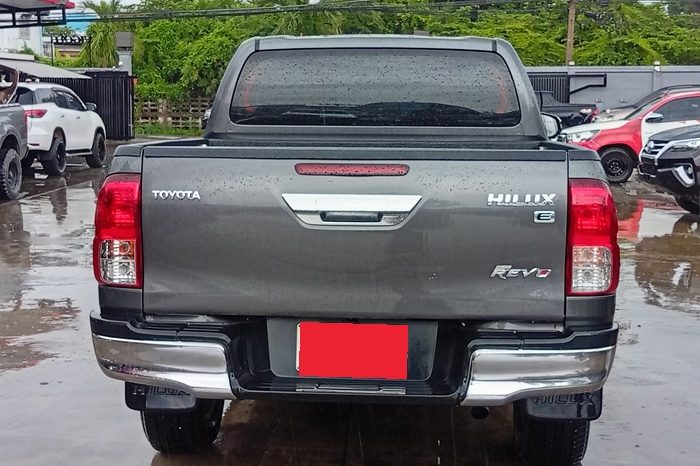 REVO PRE 2017 2.4E AT DOUBLE CAB DARK GREY  6709 full