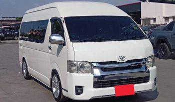 TOYOTA 2WD 2017 3.0 MT COMMUTER WHITE 1190 full