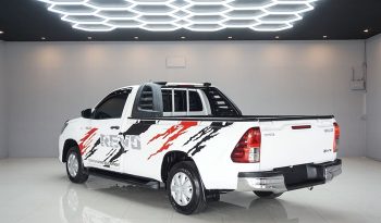 REVO 2WD 2018 2.4J MT STANDARD WHITE  1784 full