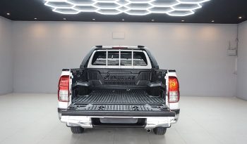 REVO 2WD 2018 2.4J MT STANDARD WHITE  1784 full