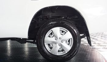 REVO 2WD 2021 2.4J MT STANDARD WHITE  2117 full