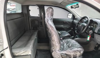 VIGO 2WD 205 2.5J MT SMART CAB WHITE  2197 full
