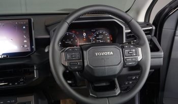 TRAVO OVERLAND PLUS 4WD 2026 2.8 AT DOUBLE CAB BLACK  24596 full